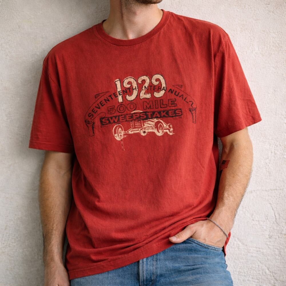 Indy 500 Mens Shirt SIze Large car racing Indianapolis Race Graphic Tee NWT